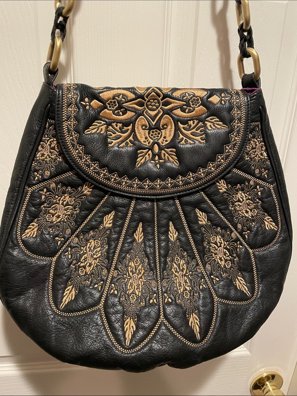 Isabella Fiore embroidered hobo shoulder bag - Picture 2 of 13